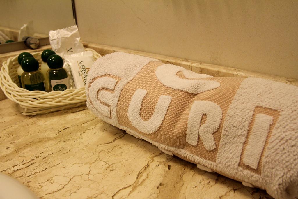 Hotel Curi Executive Πελότας Δωμάτιο φωτογραφία