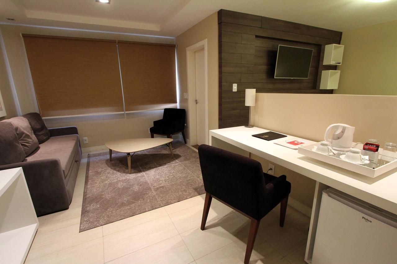 Hotel Curi Executive Πελότας Εξωτερικό φωτογραφία