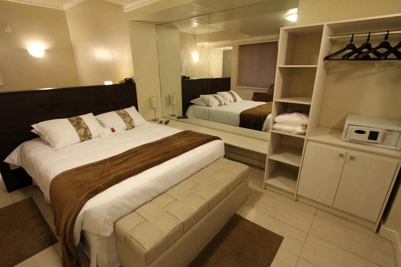 Hotel Curi Executive Πελότας Εξωτερικό φωτογραφία